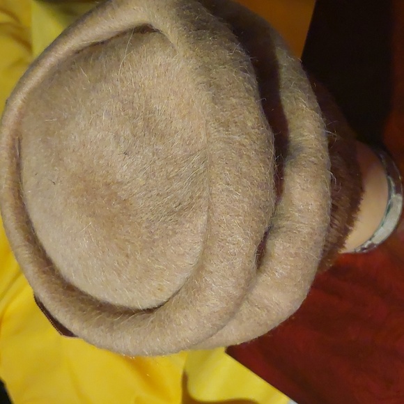 Vintage Hat - Picture 3 of 4